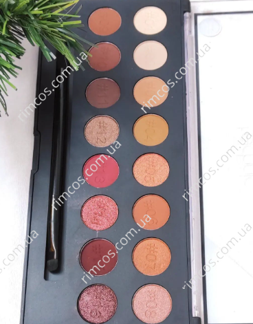 Technic Pro Finish Eyeshadow Palette - Molten Lava 3773623 фото