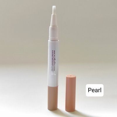Консилер зі світловідображаючими частинками Models Own Flawless Under Eye Concealer  3075089 фото