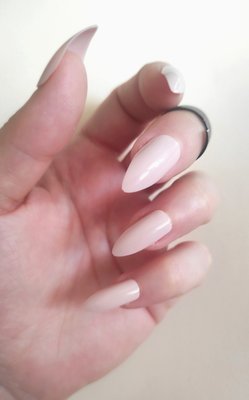 Накладні нігті в комплекті із клеєм Royal Cosmetics 24 Glue-On Nail Tips "Nearly Nude Stiletto" NNAI428 фото