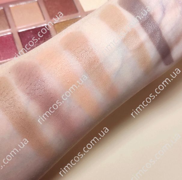 Палитра теней Revolution Soft Glamour Eyeshadow Palette - Glam Glow 3655409 фото